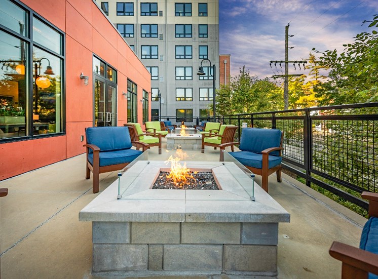 Enjoy an evening by the outdoor fire pit!
